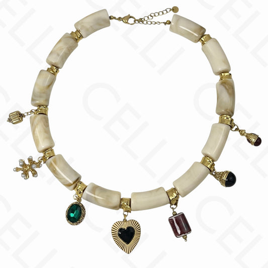 Colar de aço - multi pendentes, tubos de resina