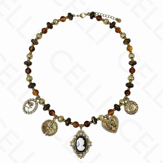 Colar de aço - multi pendentes, camafeu, contas de resina