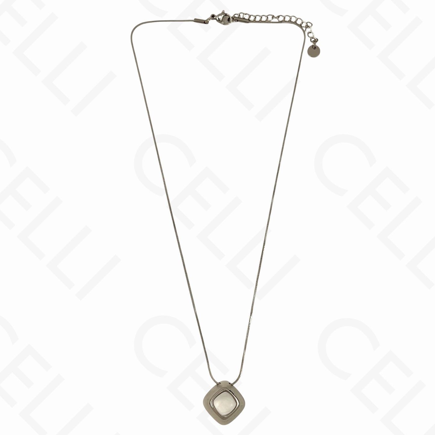 Collar de acero - cuadrado con nácar