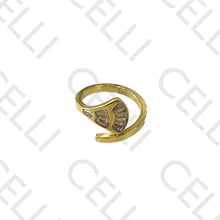 Cargar imagen en el visor de la galería, Anillo de acero - concha con diamantes
