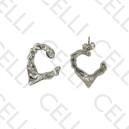 钢制耳环 - 半心形