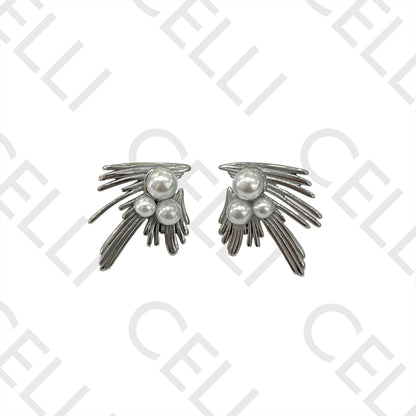 不锈钢耳环 - 带珍珠的翅膀