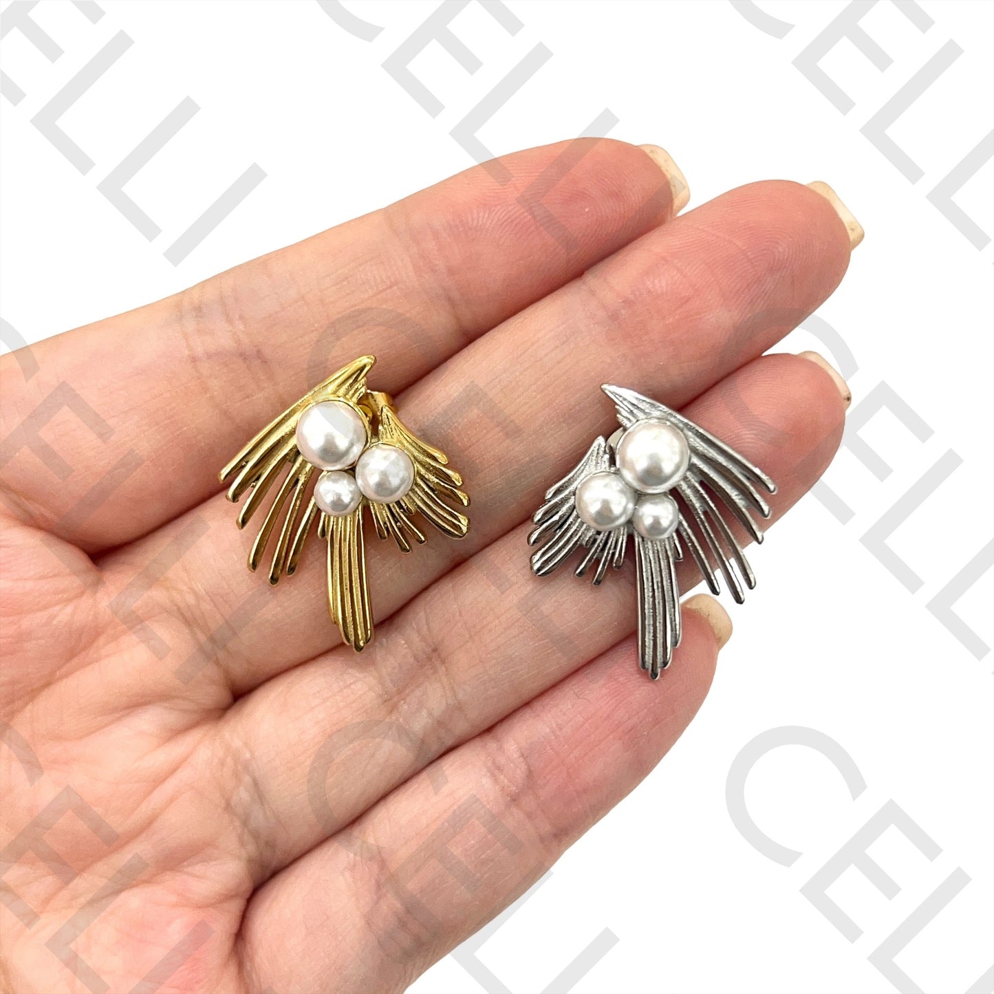 不锈钢耳环 - 带珍珠的翅膀