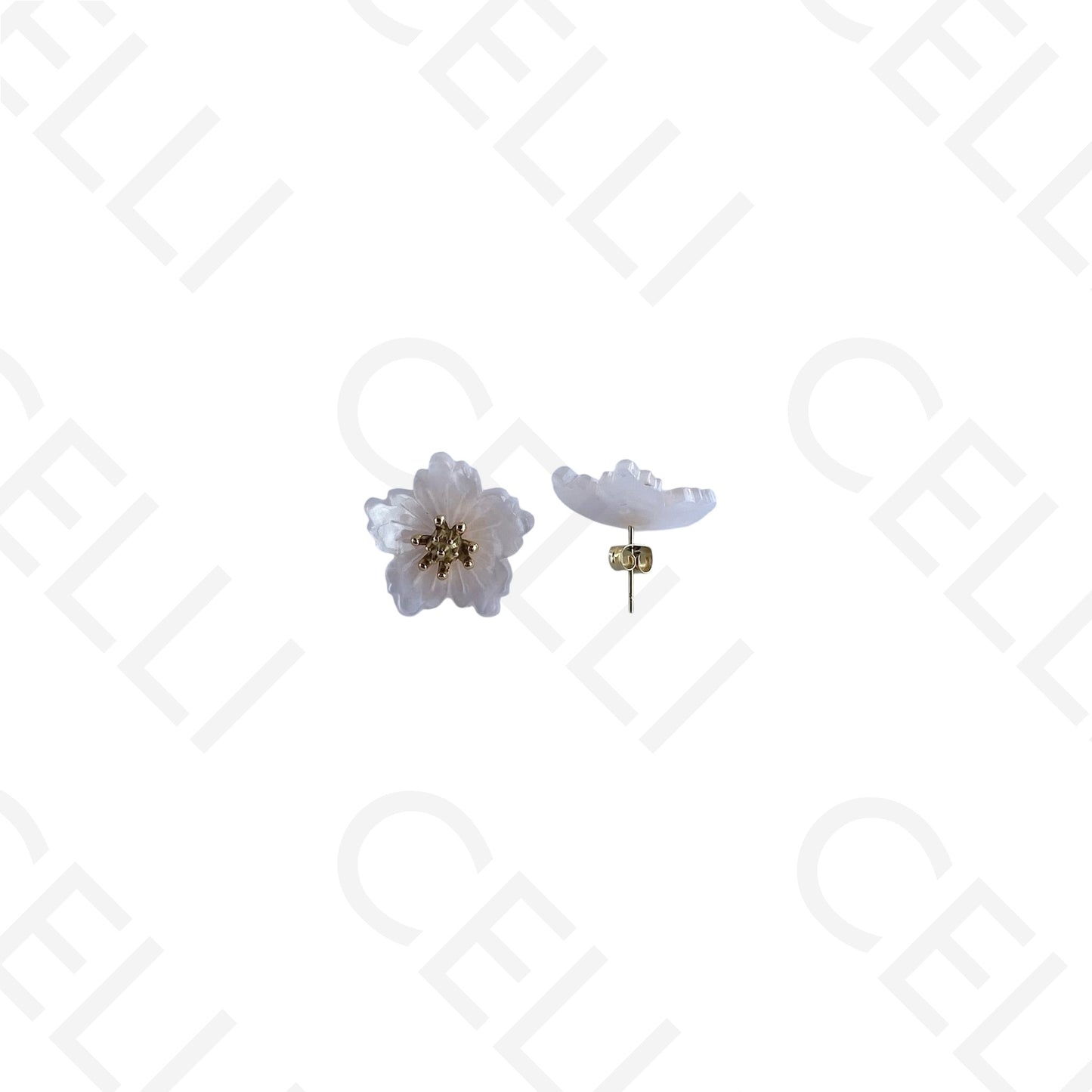 Brinco de aço - flores de resina colorido (5 pétalas)