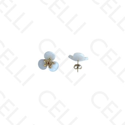 Brinco de aço - flores de resina colorido (3 pétalas)