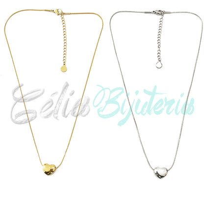 Colar de Aço Snake com Entremeio de Coração