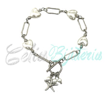 Cargar imagen en el visor de la galería, Pulsera de acero - estrella de mar y perlas en forma de corazón
