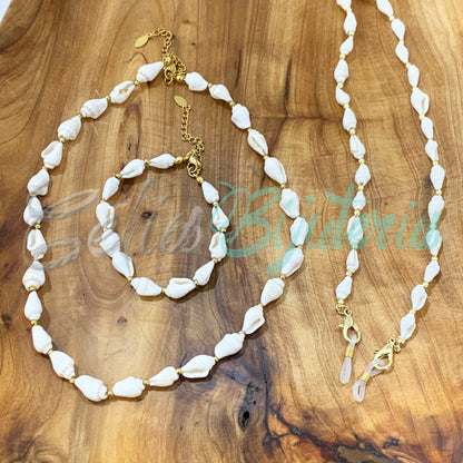 Pulseira de Búzios com Bolas e Fecho de Aço