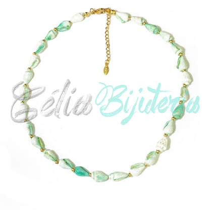 Colar de Búzios com Bolas e Fecho de Aço