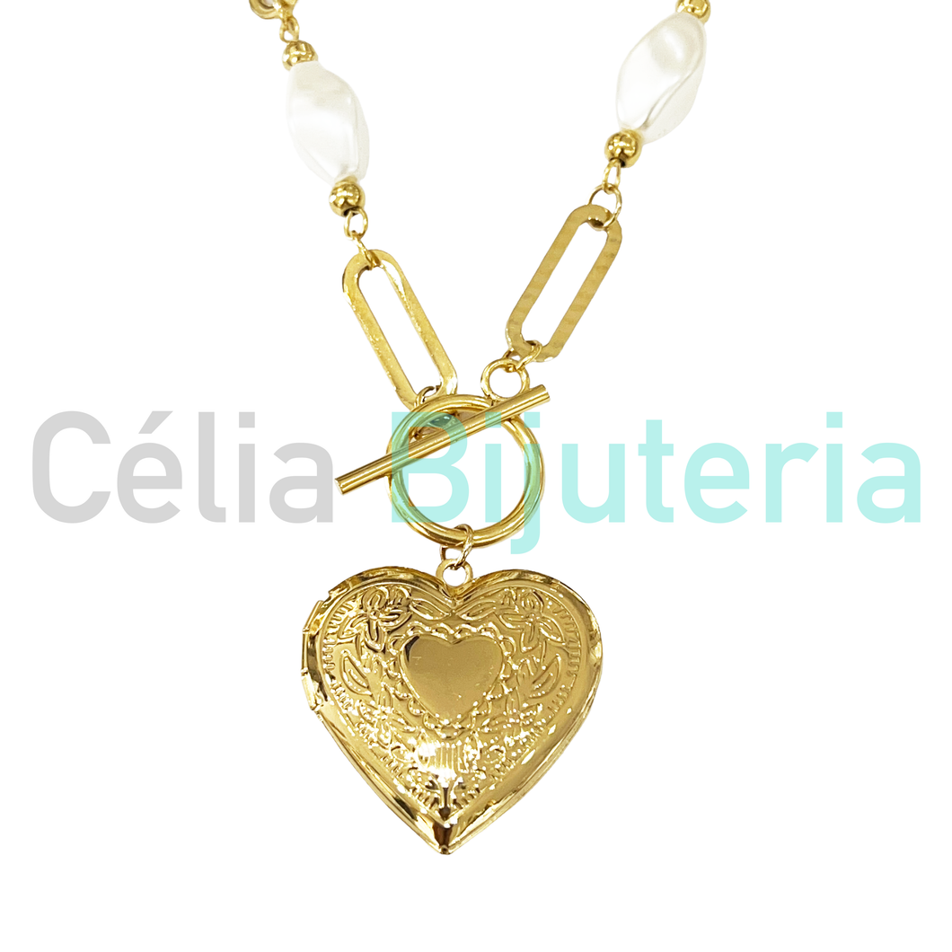 Collar de Acero con Cruz y Corazón (se abre)