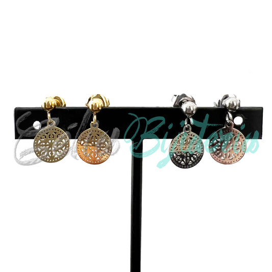 Brinco de Aço Mini com Medalha