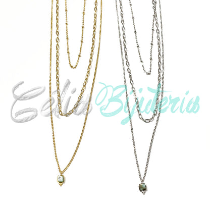 带钢牌的钢制项链