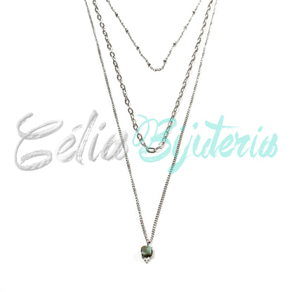 带钢牌的钢制项链