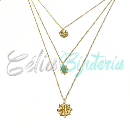 带钢牌的钢制项链