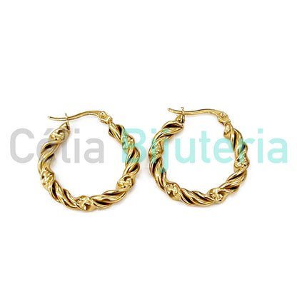 Pendientes de aro de acero - detalles retorcidos