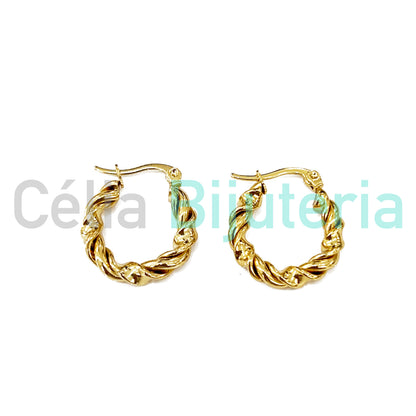 Pendientes de aro de acero - detalles retorcidos