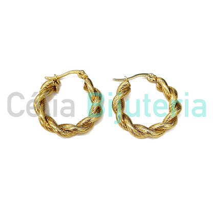 Pendientes de aro de acero - detalles retorcidos