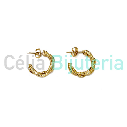 Pendientes de aro de acero - detalles retorcidos